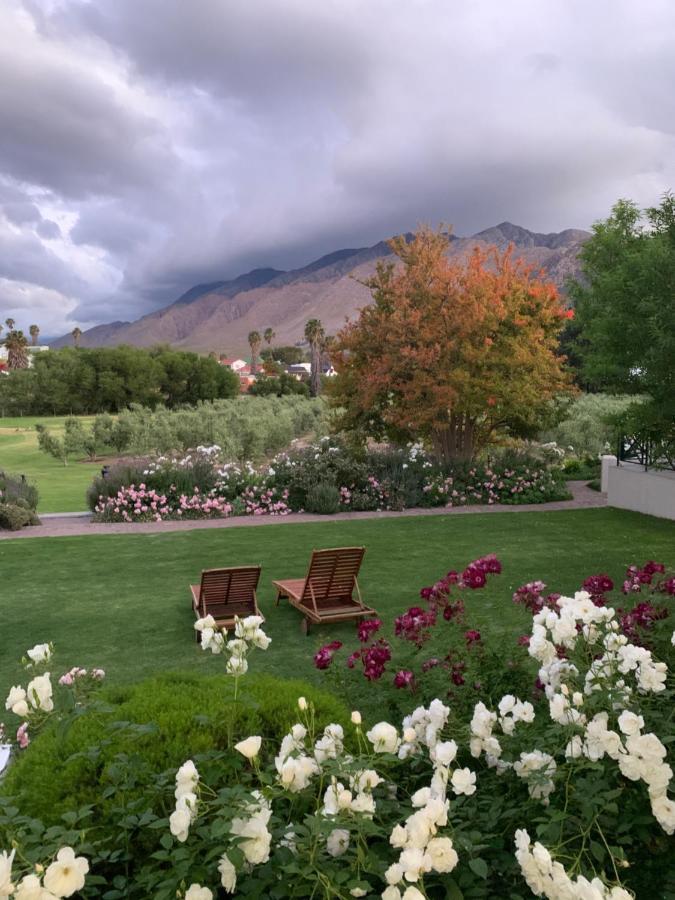 Montagu Vines Guesthouse Exterior photo